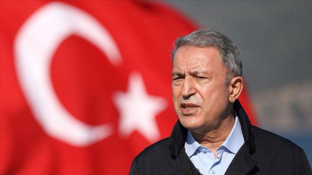 Bakan Akar ve komutanlar İzmirde