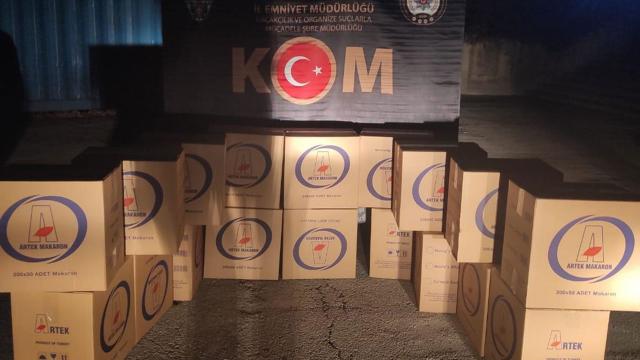 Kocaelinde 1 milyon 300 bin makaron ele geçirildi