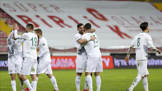 Konyaspor uzatmada kazandı