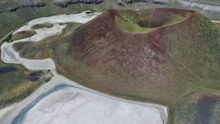 Kuraklık riski kapıda: Eğirdir ve Meke gölünde sular çekildi