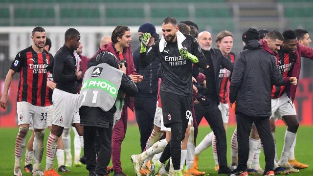 Milan son dakikada bulduğu golle Lazioyu yendi