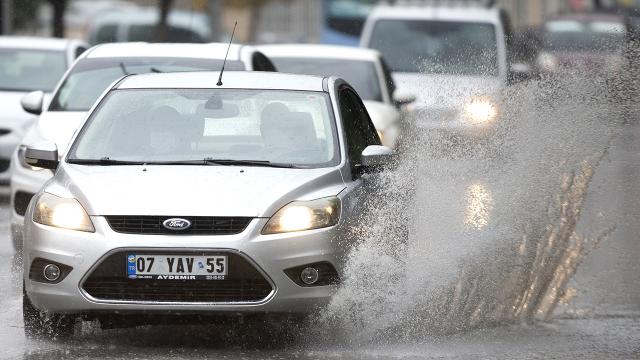 Meteorolojiden 3 il için sağanak uyarısı