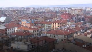 COVID-19'dan 2,5 ayda 50 kişinin öldüğü mahallede muhtar isyan etti