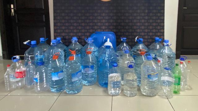 Mersinde kaçak ve sahte içki operasyonu