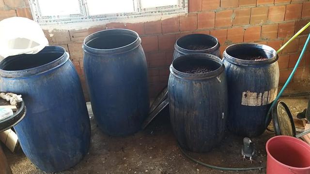 Adanada 3 bin 500 litre sahte içki ele geçirildi