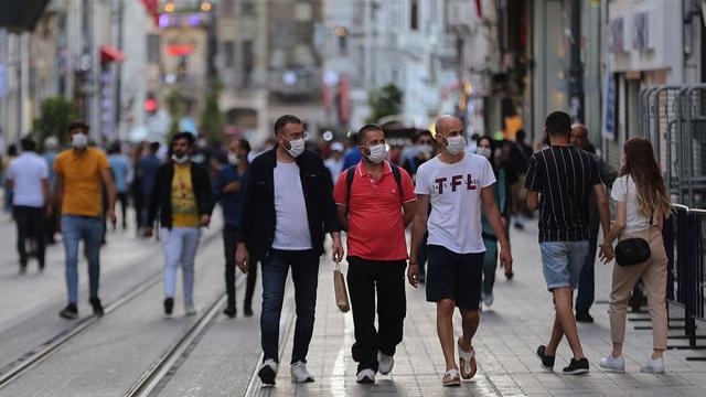 Türk araştırmacılardan COVID-19 bulaşı riskini hesaplayan yeni yöntem