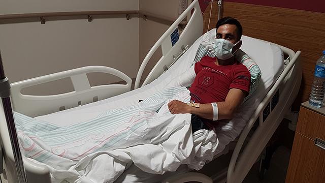 Depremde pencereden atlayan genç: Gözümü açtığımda hastanedeydim