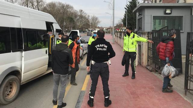 Sakaryada 23 düzensiz göçmen yakalandı