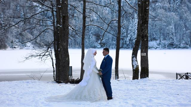 1 saatlik özel izinle dünyaevine girdiler