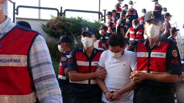 Pınar Gültekinin babasına davadan vazgeçmesi için teklif yapıldığı iddia edildi