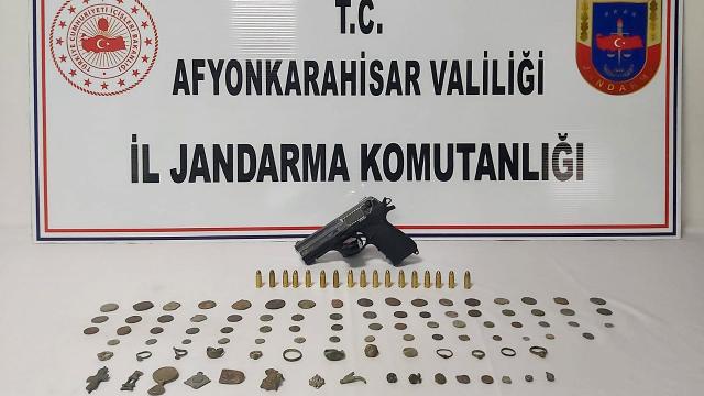 Afyonkarahisarda 95 parça tarihi eser ele geçirildi