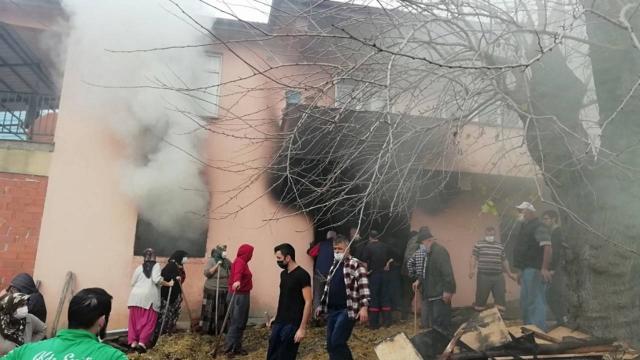 Zonguldakta evin deposunda yangın