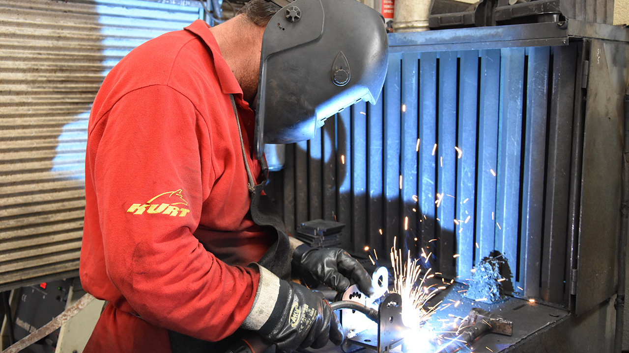 Evli, çocuklu, eşi çalışmayan AGİ