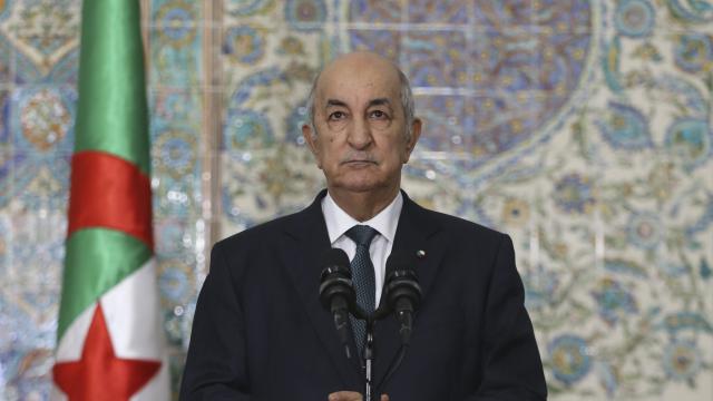Tebbun: Fransızlar Keçiova Camiinde 4 bin kişiyi top atışlarıyla katletti