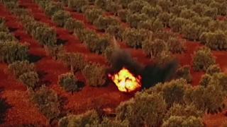 Afrin'de terör tuzağının imhasını TRT Haber görüntüledi