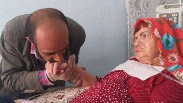 22 yıldır baktığı annesi koronavirüse yenik düştü