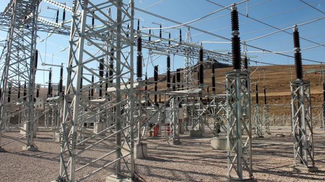 Libyada soğuk hava ve çalınan kablolar elektrik kesintilerini artırdı