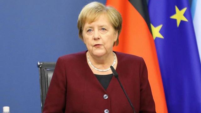 Merkel: Pandemi gelecek yıllarda da hayatımızı etkileyecek