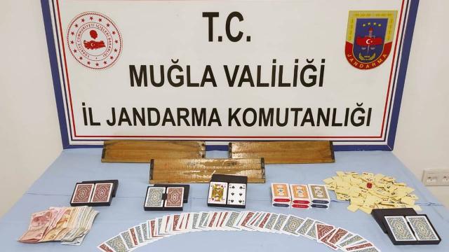 Kumar oynayan 9 kişiye 28 bin 350 lira ceza