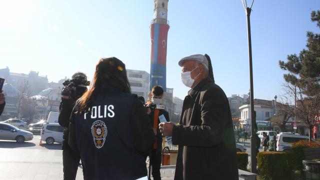 Çorumda "Kim o" sorusuna "hırsız" yanıtına rağmen kapıyı açan ev sahipleri uyarıldı