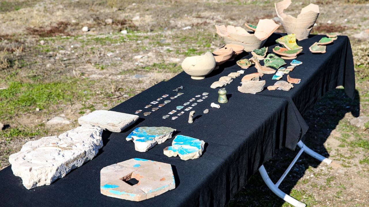 Amida Höyük`ün Diyarbakır`ın kalbi konumunda olduğunu dile getiren Yıldız, höyüğün kentin turizmi açısından önemli bir yere sahip bulunduğunu vurguladı.