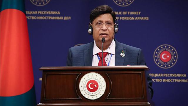 Bangladeş Dışişleri Bakanı Momenden "Arakanlı mülteci" açıklaması