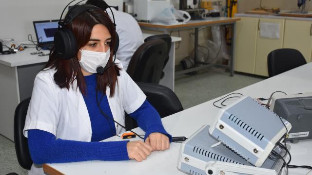 Öğrenme bozuklukları olan hastalar için ses frekanslarıyla çalışan cihaz ürettiler