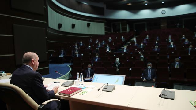 AK Partide reform mesaisi