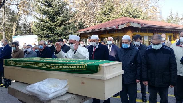 Koronavirüsten hayatını kaybeden Ali Güneri son yolculuğuna uğurlandı