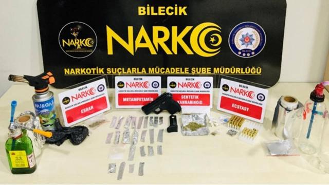 Bilecikte uyuşturucu operasyonu: 8 gözaltı