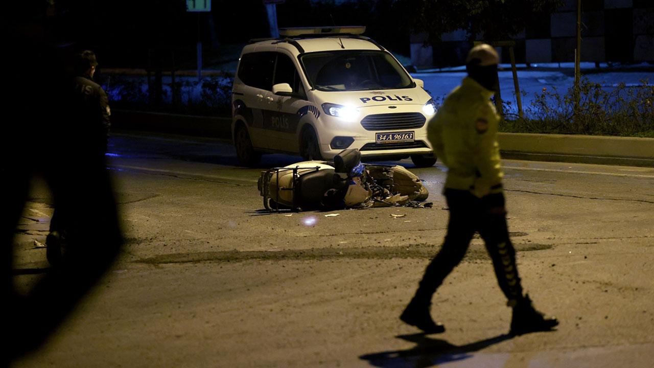 Kamyonetle çarpışan motosikletin sürücüsü hayatını kaybetti