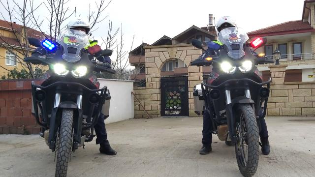 Karasuda jandarma motosikletli trafik timi göreve başladı