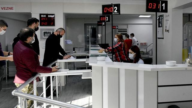 Değerli kağıt bedelleri belirlendi