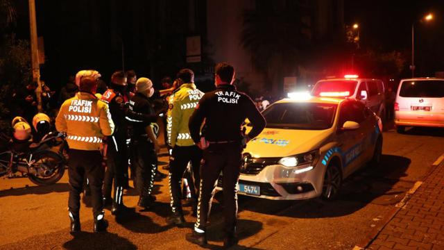 Polisin dur ihtarına uymayan sürücü kovalamaca sonucu yakalandı