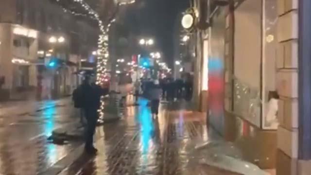ABDde polis şiddeti karşıtı protesto: Sokaklar savaş alanına döndü