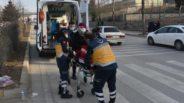 Sinopta engelli aracı devrildi: 3 yaralı