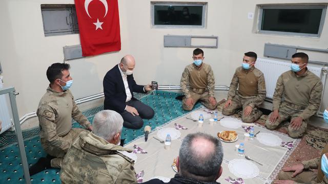 Cumhurbaşkanı Erdoğan, Mehmetçiğin yeni yılını kutladı