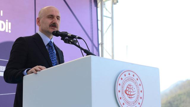 Bakan Karaismailoğlu: Yollar, köprüler ve tünellerle insanımızın bereketine bereket katmak için çalışıyoruz