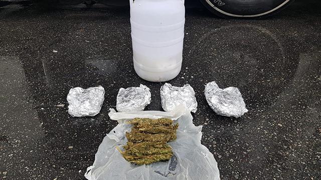 Peynir bidonundan 1 kilogram uyuşturucu çıktı