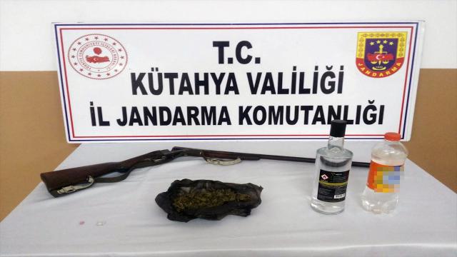 Kütahyada uyuşturucu operasyonu: 6 gözaltı