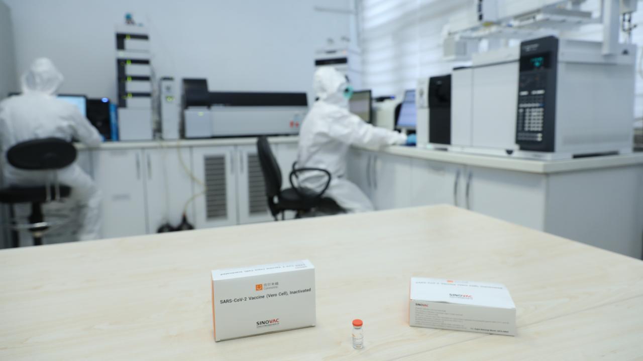 Sağlık Bakanlığı aşı takviminde yer alan ve ülkemizde ruhsatlandırılan tüm aşılar bu laboratuvarlarda analiz ediliyor.