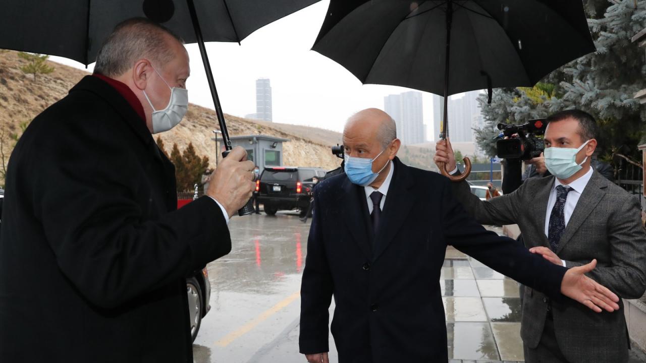 Cumhurbaşkanı Erdoğan, MHP Genel Başkanı Bahçeli`nin evine gitti.