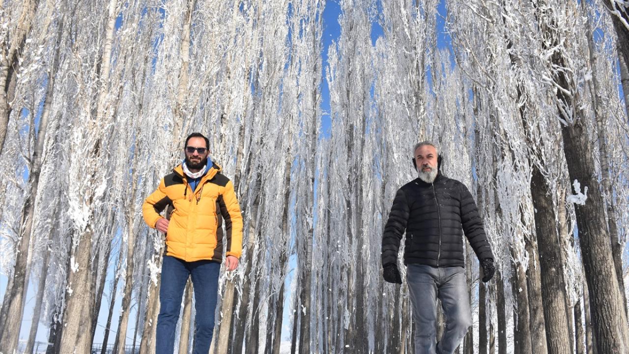 Meteoroloji 12. Bölge Müdürlüğünden yapılan açıklamaya göre, havanın az bulutlu ve açık geçeceği bölgede, sabah saatlerinde yer yer sis, buzlanma ve don olayı ile pus bekleniyor.