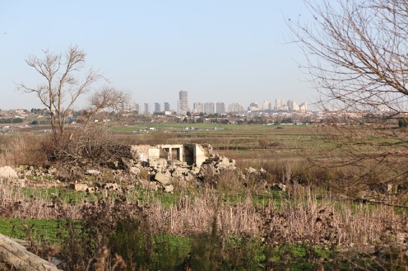 İstanbul’da beklenen yağmurların yağmamasının ardından en önemli su kaynaklarından olan Büyükçekmece Gölü’nün su oranı son 13 yılın en düşük seviyesi olan yüzde 17’ye kadar düştü.