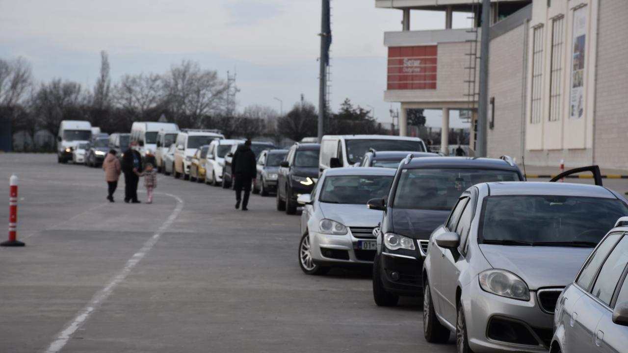Koronavirüs tedbirleri sınırda özenle uygulanıyor