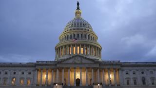 Senatörler yeniden Kongre binasında