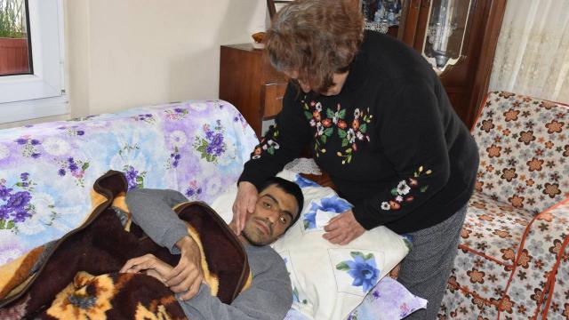 Siroz hastası Volkan donör bekliyor
