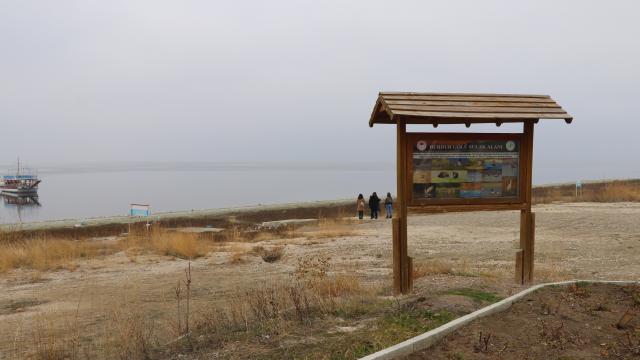Uzmanlardan Burdur Gölündeki çekilmeye ilişkin "idareli su kullanımı" uyarısı