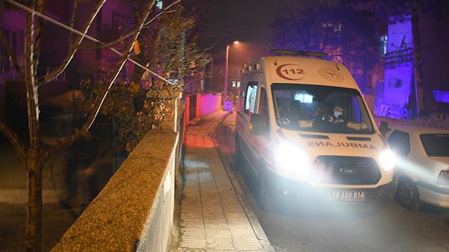 Komşunun dikkati anne ile oğlunu zehirlenmekten kurtardı