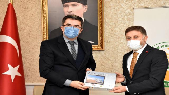 Erzurumda dağıtılacak 600 tablet için protokol imzalandı